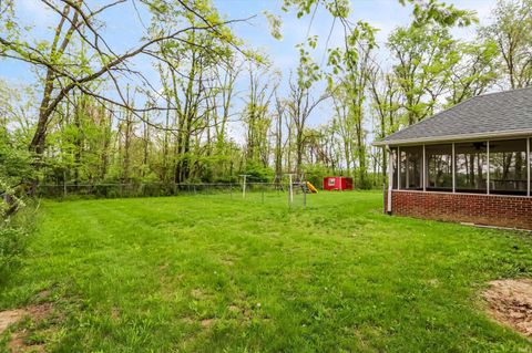 Tiny photo for 4718 W Country Road #150, Danville, IN 46122 (MLS # 202615682)