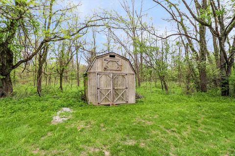 Tiny photo for 4718 W Country Road #150, Danville, IN 46122 (MLS # 202615682)