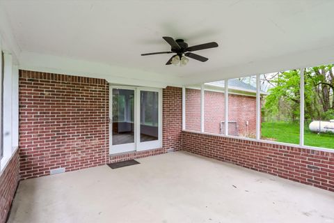 Tiny photo for 4718 W Country Road #150, Danville, IN 46122 (MLS # 202615682)