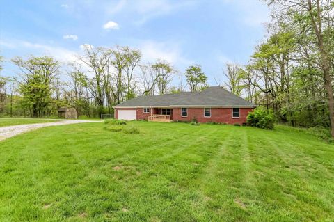 Tiny photo for 4718 W Country Road #150, Danville, IN 46122 (MLS # 202615682)
