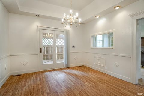 Tiny photo for 804 S 10th Street, Lafayette, IN 47905 (MLS # 202532611)