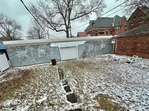 Tiny photo for 115 N Miami Street, Peru, IN 46970 (MLS # 202605645)