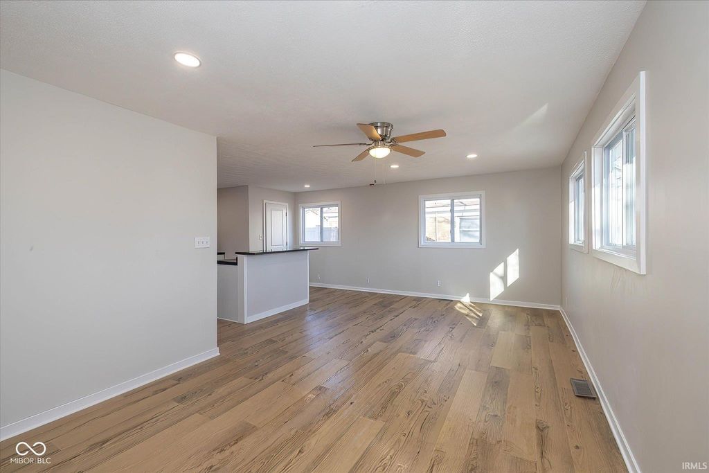 Photo of 1511 Southside Drive, Crawfordsville, IN 47933 (MLS # 202608363)