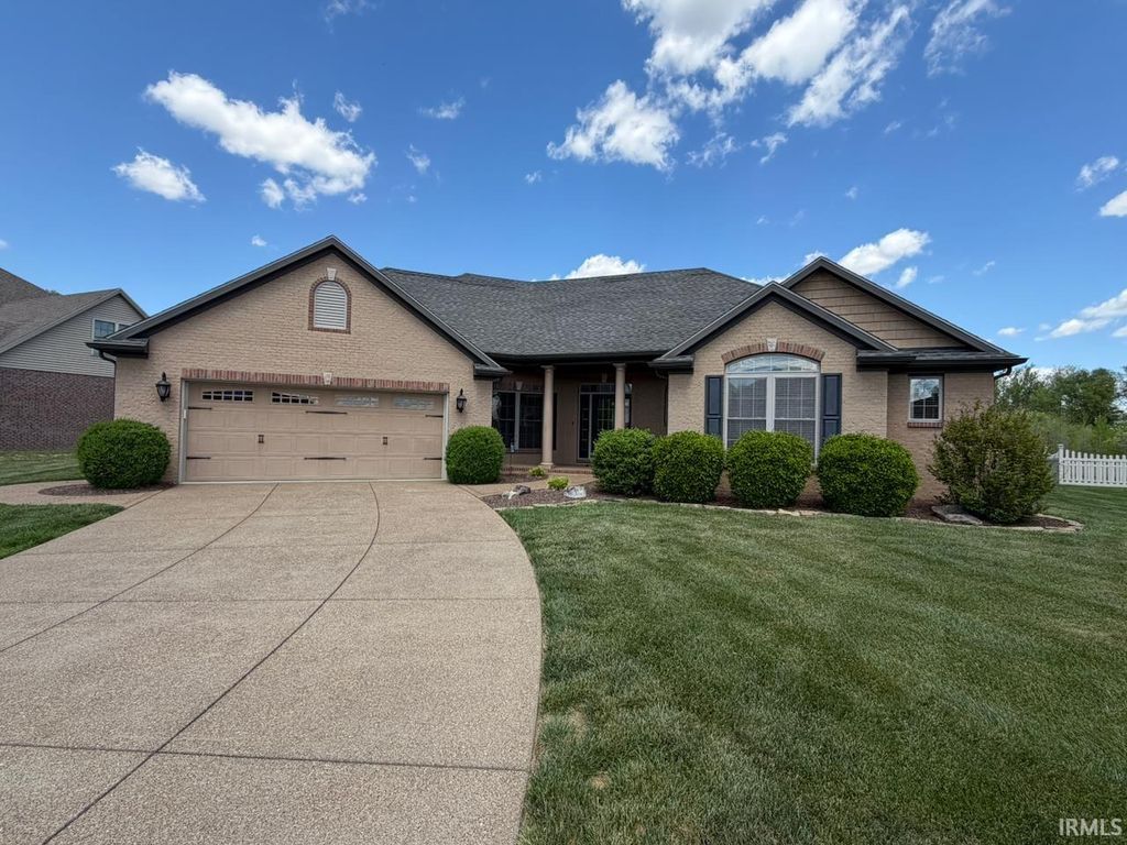 Photo of 2848 Thornhill Drive, Evansville, IN 47725 (MLS # 202611432)