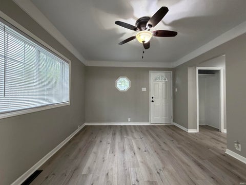 Tiny photo for 225 Stanley Street, Mishawaka, IN 46545 (MLS # 202640652)