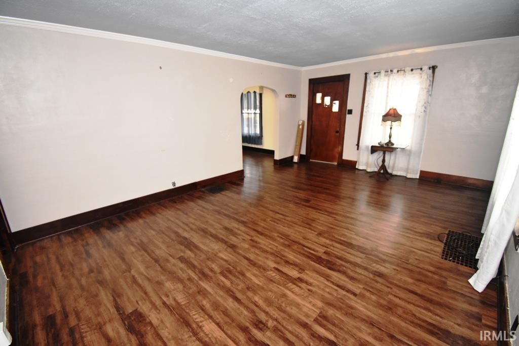 Photo of 1210 S Columbia Street, Frankfort, IN 46041 (MLS # 202600775)