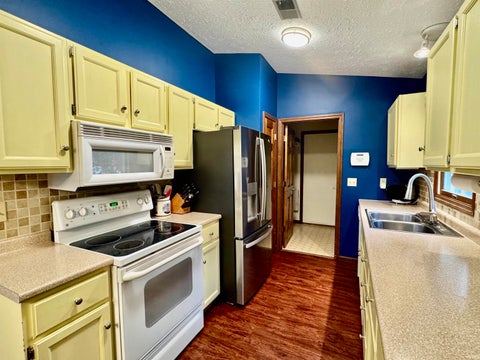 Tiny photo for 802 Phiadelphia Drive, Kokomo, IN 46902 (MLS # 202624754)