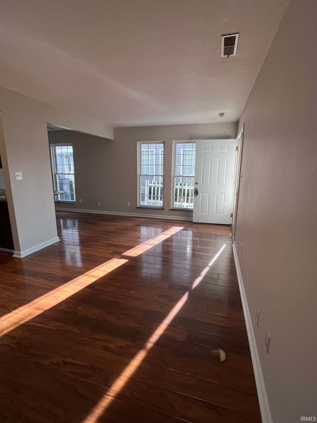 Photo of 5028 Woodmark Drive, Fort Wayne, IN 46815 (MLS # 202625990)