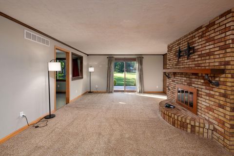 Tiny photo for 4531 Blue Water Court, Fort Wayne, IN 46804 (MLS # 202618647)