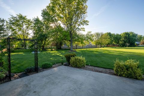 Tiny photo for 4531 Blue Water Court, Fort Wayne, IN 46804 (MLS # 202618647)