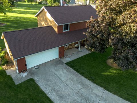 Tiny photo for 4531 Blue Water Court, Fort Wayne, IN 46804 (MLS # 202618647)