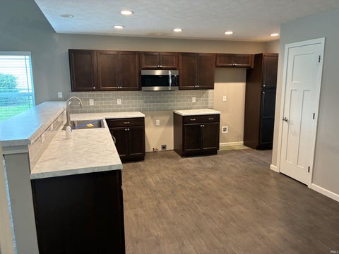 Tiny photo for 1125 Robin Court, Greentown, IN 46936 (MLS # 202642399)