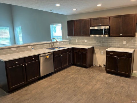 Tiny photo for 1125 Robin Court, Greentown, IN 46936 (MLS # 202642399)