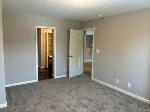 Tiny photo for 1125 Robin Court, Greentown, IN 46936 (MLS # 202642399)
