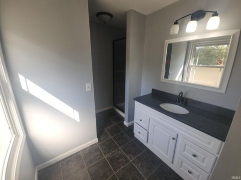 Tiny photo for 308 Longtree Lane, Logansport, IN 46947 (MLS # 202541396)