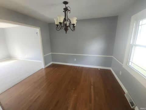 Tiny photo for 308 Longtree Lane, Logansport, IN 46947 (MLS # 202541396)