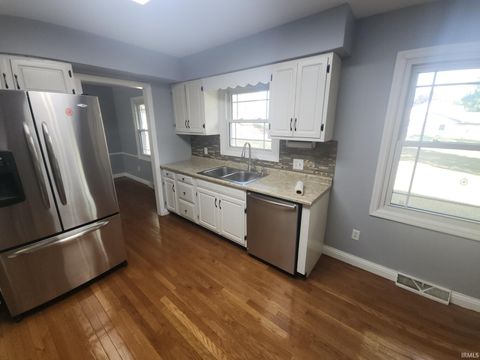 Tiny photo for 308 Longtree Lane, Logansport, IN 46947 (MLS # 202541396)