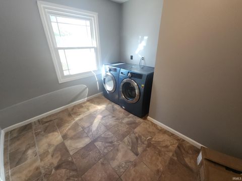 Tiny photo for 308 Longtree Lane, Logansport, IN 46947 (MLS # 202541396)