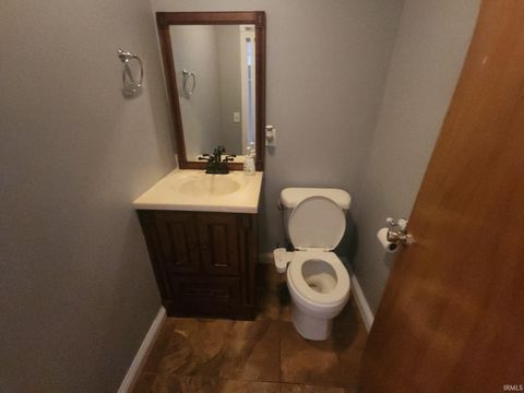 Tiny photo for 308 Longtree Lane, Logansport, IN 46947 (MLS # 202541396)
