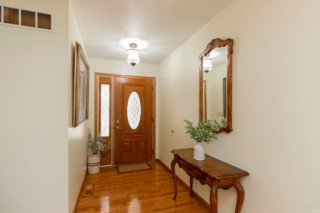 Photo of 600 S Bray Street #a, New Carlisle, IN 46552 (MLS # 202613326)