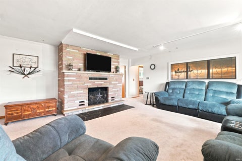 Tiny photo for 213 Willow Court, Kendallville, IN 46755 (MLS # 202627350)