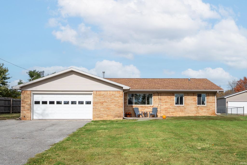 Photo for 4792 E 100 N, Kokomo, IN 46901 (MLS # 202543834)