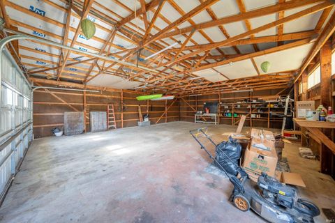 Tiny photo for 4792 E 100 N, Kokomo, IN 46901 (MLS # 202543834)