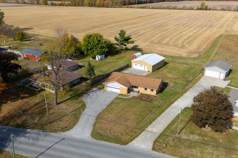 Tiny photo for 4792 E 100 N, Kokomo, IN 46901 (MLS # 202543834)