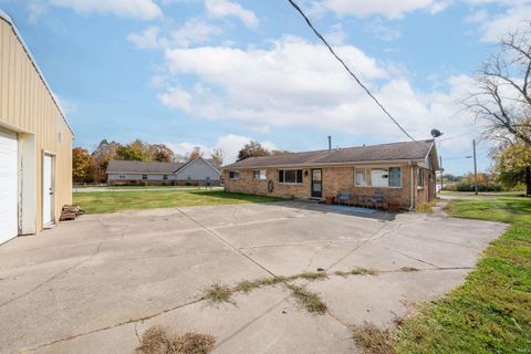 Tiny photo for 4792 E 100 N, Kokomo, IN 46901 (MLS # 202543834)