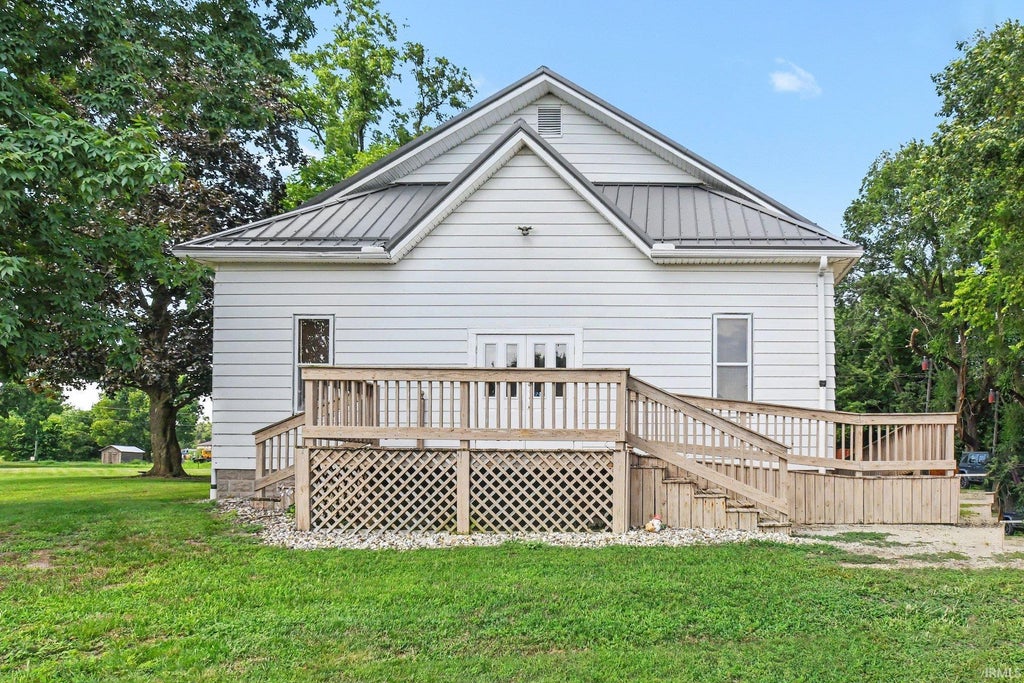 Photo of 150 E Main Street, Silver Lake, IN 46982 (MLS # 202636821)