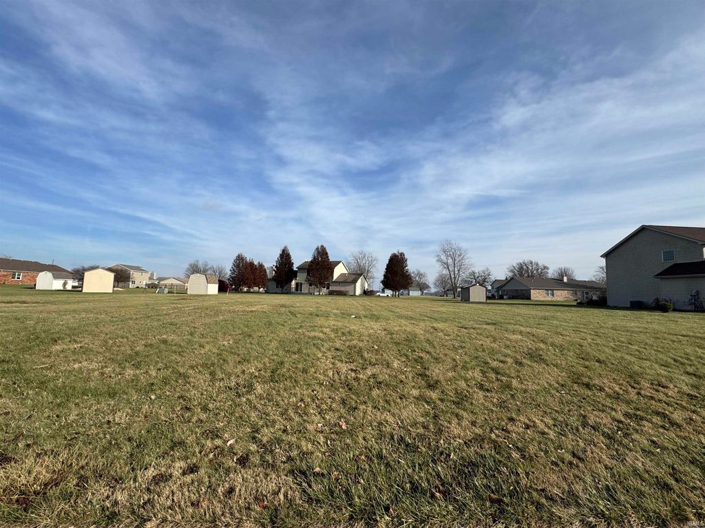Photo for Gladstone Avenue, Kokomo, IN 46901 (MLS # 202446704)