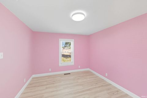 Tiny photo for 1304 E Morgan Street, Kokomo, IN 46901 (MLS # 202536665)