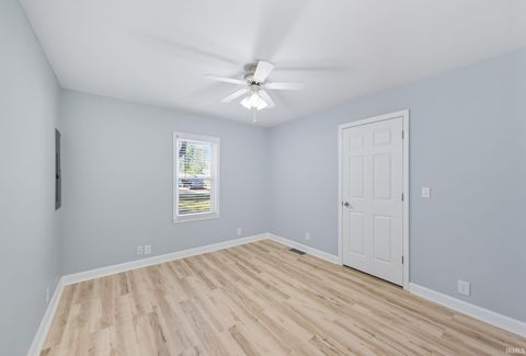 Tiny photo for 1304 E Morgan Street, Kokomo, IN 46901 (MLS # 202536665)