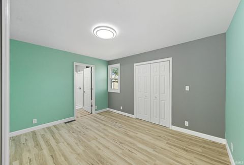 Tiny photo for 1304 E Morgan Street, Kokomo, IN 46901 (MLS # 202536665)