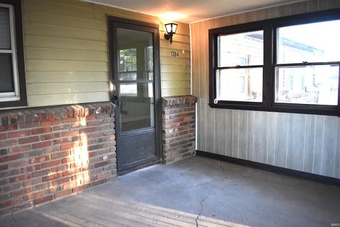 Tiny photo for 1304 E Morgan Street, Kokomo, IN 46901 (MLS # 202536665)