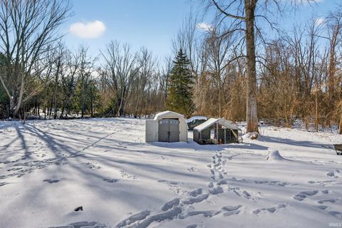 Tiny photo for 3491 E 200 N, Peru, IN 46970 (MLS # 202604368)