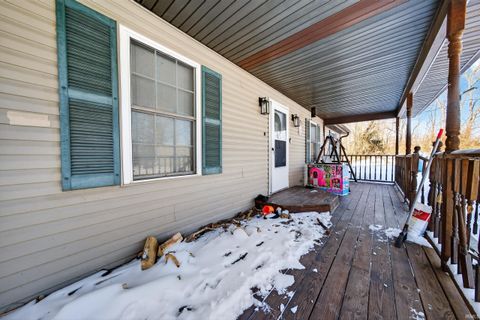 Tiny photo for 3491 E 200 N, Peru, IN 46970 (MLS # 202604368)