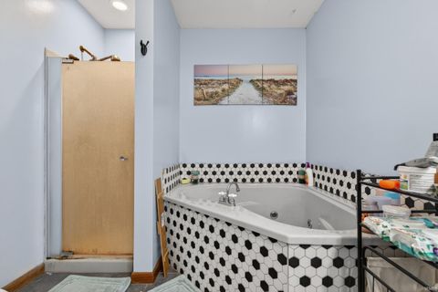 Tiny photo for 3491 E 200 N, Peru, IN 46970 (MLS # 202604368)