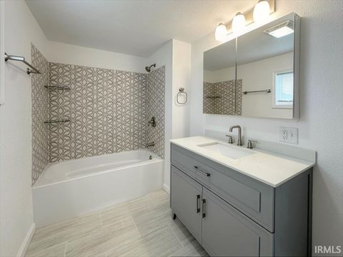 Tiny photo for 9 BOULEVARD, Peru, IN 46970 (MLS # 202613621)