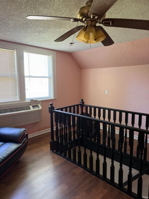 Tiny photo for 814 N Jackson Street, Huntingburg, IN 47542 (MLS # 202618637)