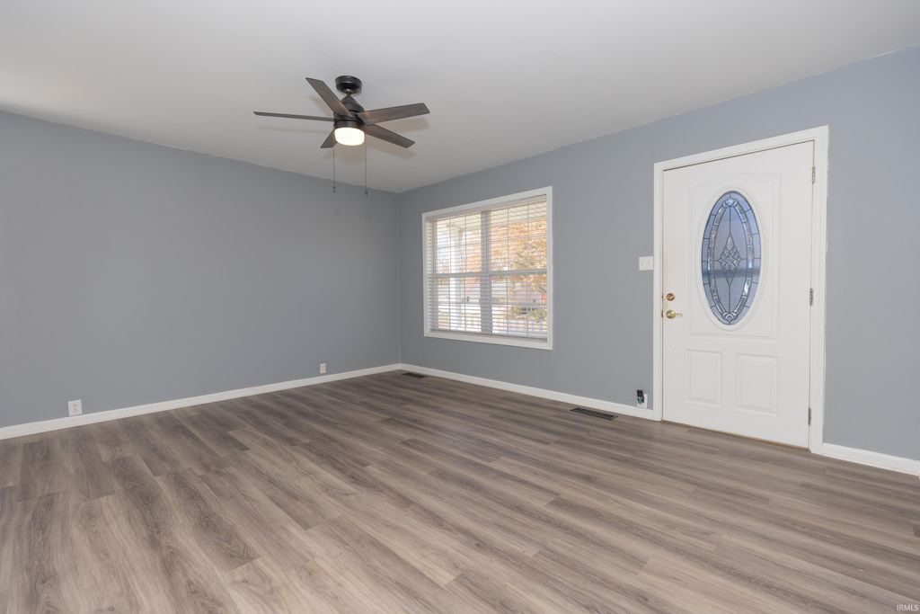 Photo of 4201 Stratford Road, Evansville, IN 47710 (MLS # 202545829)