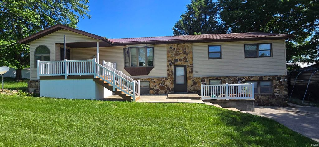 Photo of 340 E Spring Street, Bloomfield, IN 47424 (MLS # 202615863)