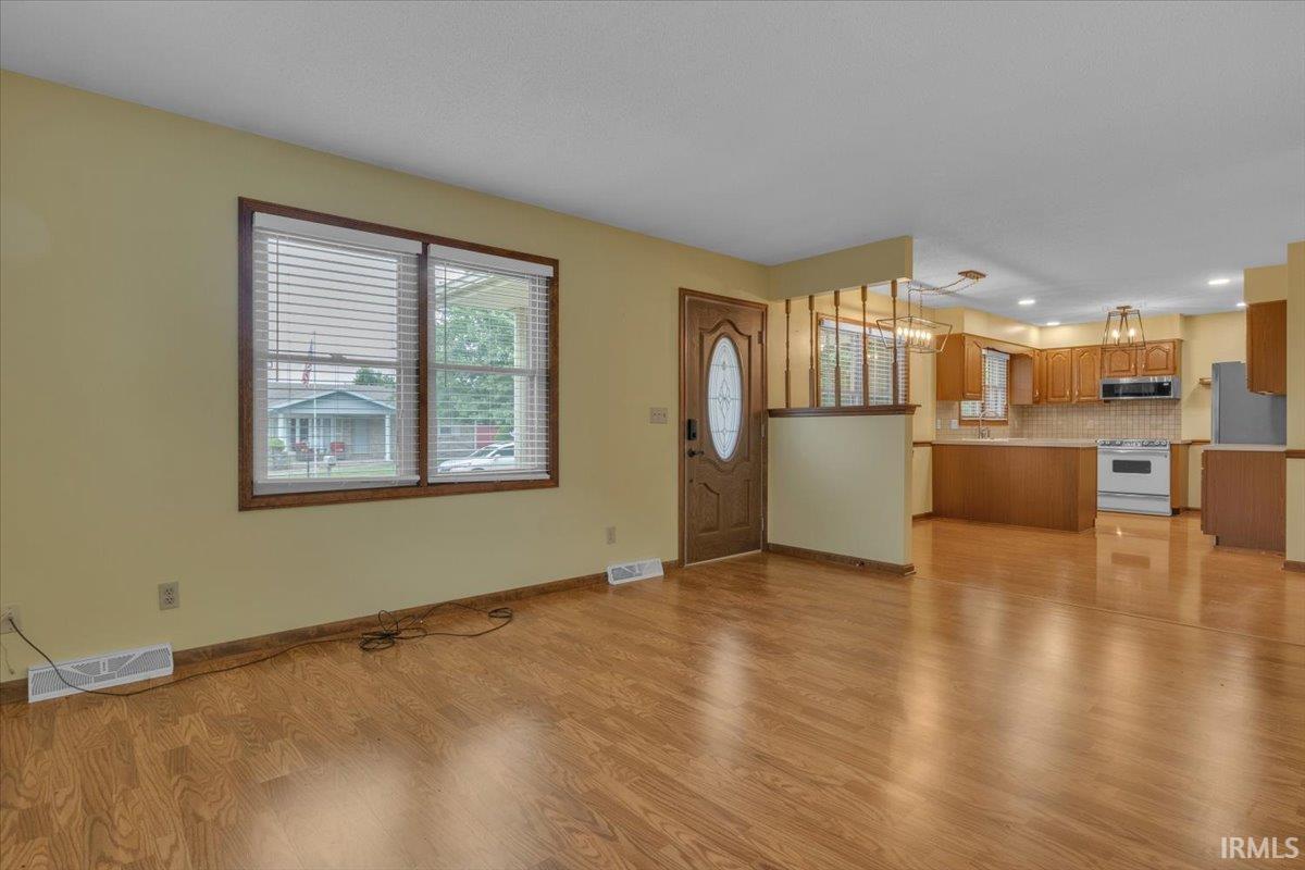 404 Southwind Avenue