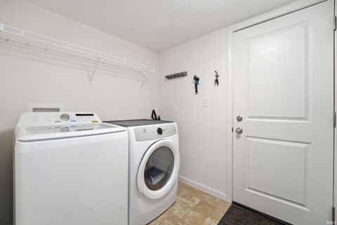 Tiny photo for 2223 Powder House Lane, Lafayette, IN 47909 (MLS # 202618344)