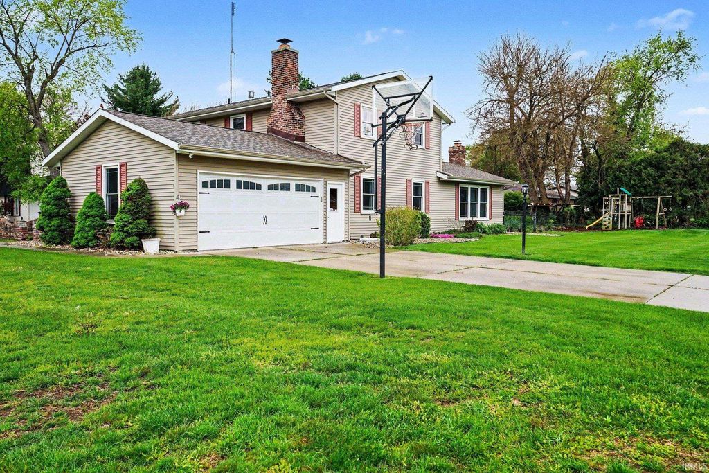 Photo of 3004 Marshwood Road, Goshen, IN 46528 (MLS # 202618664)