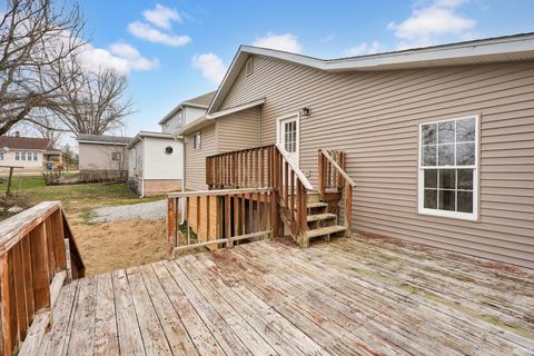 Tiny photo for 1907 11th Street, Bedford, IN 47421 (MLS # 202612482)