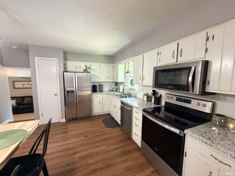 Tiny photo for 4355 E Birch Drive, Newburgh, IN 47630 (MLS # 202626798)