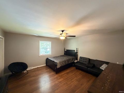 Tiny photo for 4355 E Birch Drive, Newburgh, IN 47630 (MLS # 202626798)