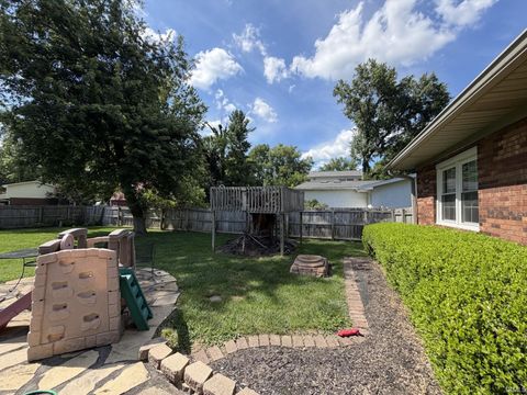 Tiny photo for 4355 E Birch Drive, Newburgh, IN 47630 (MLS # 202626798)
