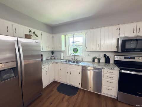 Tiny photo for 4355 E Birch Drive, Newburgh, IN 47630 (MLS # 202626798)